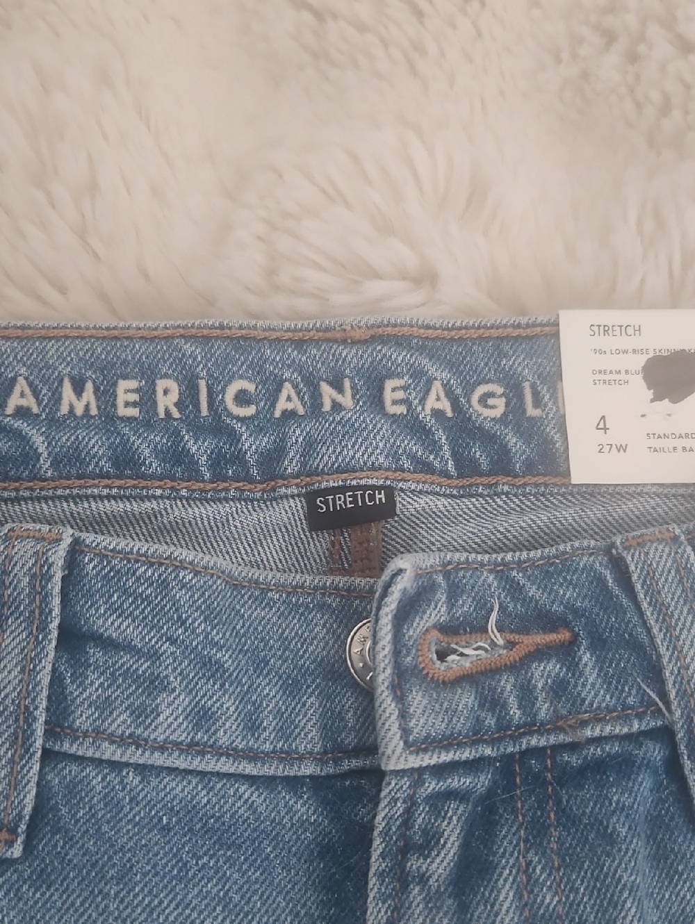 NWT American Eagle 90's Low-rise Skinny Kick Jeans - Picture 2 of 12